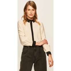 Vero Moda - Koszula. Pomarańczowe bluzki damskie Vero Moda, s, bez wzorów, z poliesteru, klasyczne, z klasycznym kołnierzykiem, z długim rękawem. W wyprzedaży za 119,90 zł.