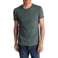 Quiksilver Shirt Waomea Miejskie Szare EQYKT03625-KRN0 (rozmiar M). Szare koszulki męskie Quiksilver, m, bez wzorów, sportowe, bez kołnierzyka, bez rękawów. W wyprzedaży za 75,00 zł.