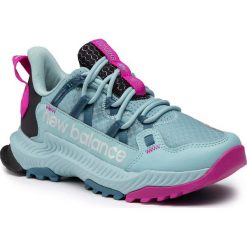 Buty NEW BALANCE - WTSHARR Niebieski. Niebieskie buty sportowe damskie New Balance, bez wzorów, ze skóry ekologicznej, sportowe, do biegania. Za 399,00 zł.
