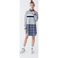 Szara koszulka z panelami. Szare koszulki damskie Pull&Bear, bez wzorów, bez kołnierzyka, z długim rękawem. Za 59,90 zł.