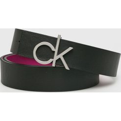 Calvin Klein - Pasek skórzany. Białe paski damskie marki Calvin Klein, w paski, ze skóry. Za 299,90 zł.