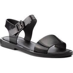 Sandały MELISSA - Mar Sandal Ad 32337 Black 01003. Czarne klapki damskie Melissa, bez wzorów, z tworzywa sztucznego, bez obcasa, na obcasie. W wyprzedaży za 169,00 zł.