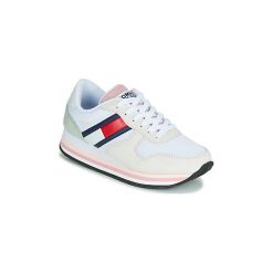 Buty Tommy Jeans RETRO. Białe trampki i tenisówki damskie Tommy Jeans, bez wzorów, z jeansu, bez zapięcia. Za 319,20 zł.