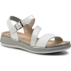 Sandały INBLU - MK09WW55 White. Białe klapki damskie Inblu, bez wzorów, ze skóry ekologicznej, bez obcasa. Za 89,99 zł.