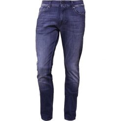 7 for all mankind RONNIE Jeansy Slim Fit dark blue. Niebieskie jeansy męskie marki 7 for all mankind, m, bez wzorów. W wyprzedaży za 413,55 zł.