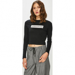 Calvin Klein Jeans - Bluzka. Szare bluzki z odkrytymi ramionami Calvin Klein Jeans, m, z aplikacjami, z bawełny, z okrągłym kołnierzem. Za 229,90 zł.