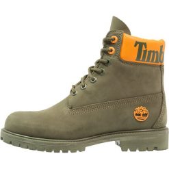 Timberland 6 IN PREMIUM Botki sznurowane sage. Brązowe śniegowce męskie Timberland, na sznurówki. W wyprzedaży za 418,05 zł.