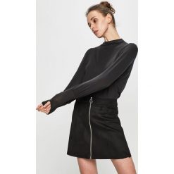 Vero Moda - Bluzka. Czarne bluzki damskie Vero Moda, s, bez wzorów, z elastanu, z golfem, bez rękawów. W wyprzedaży za 69,90 zł.