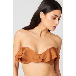 Hannalicious x NA-KD Góra bikini z podwójną falbaną - Copper. Różowe bikini marki Hannalicious x NA-KD. W wyprzedaży za 30,29 zł.