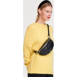 Sweter o luźnym splocie - Żółty. Żółte swetry damskie Reserved, s, bez wzorów, ze splotem, bez rękawów, bez kaptura. Za 119,99 zł.