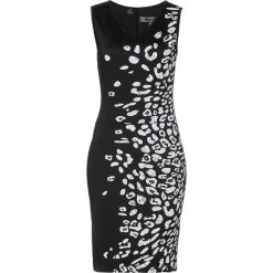 Sukienka shirtowa bonprix czarno-biały. Czarne sukienki damskie bonprix, bez wzorów, bez kołnierzyka, bez rękawów. Za 79,99 zł.