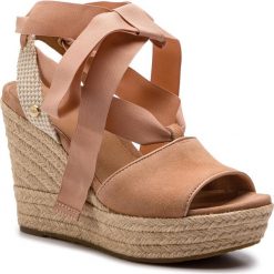 Espadryle UGG - W Shiloh 1100974 W/Ary. Brązowe espadryle damskie Ugg, bez wzorów, ze skóry, bez obcasa, na obcasie. W wyprzedaży za 329,00 zł.
