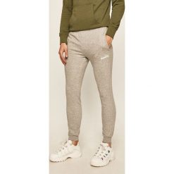 Diadora - Spodnie. Szare spodnie męskie Diadora, s, bez wzorów, z elastanu. Za 129,90 zł.