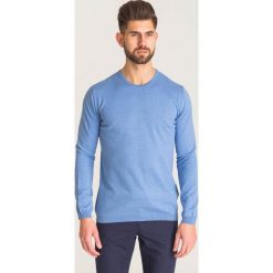 Niebieski sweter Joop Collection Lenz - Niebieski. Niebieskie swetry męskie Joop! Collection, xl, z aplikacjami, z bawełny, z okrągłym kołnierzem, bez kaptura. Za 200,00 zł.