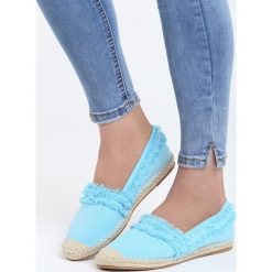 Niebieskie Espadryle Energy. Niebieskie espadryle damskie Born2be, bez wzorów, ze skóry, bez obcasa, na płaskiej podeszwie. Za 39,99 zł.