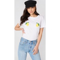 NA-KD T-shirt Lemon - White. Białe t-shirty damskie marki NA-KD, z nadrukiem, z bawełny. W wyprzedaży za 26,47 zł.