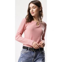 Różowa Bluzka Condensation. Różowe bluzki damskie marki Born2be, xl, bez wzorów, bez kołnierzyka, z długim rękawem. Za 29,99 zł.
