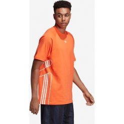 Adidas Originals Flamestrike Koszulka Pomarańczowy. Pomarańczowe podkoszulki męskie adidas Originals, s, z nadrukiem, z bawełny, bez kołnierzyka, z krótkim rękawem, krótkie. Za 154,95 zł.