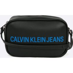Torebki klasyczne damskie: Calvin Klein – Torebka