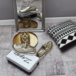 Półbuty - skóra naturalna - model 247 - kolor złoty. Żółte półbuty damskie Zapato, ze skóry. W wyprzedaży za 224,25 zł.
