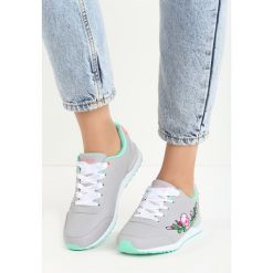 Szaro-Miętowe Buty Sportowe Great Expectations. Szare buty sportowe damskie marki Born2be, z aplikacjami, z materiału. Za 59,99 zł.