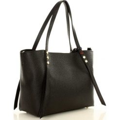 WICTORIA MARCO MAZZINI Torebka skórzana kuferek handbag czarny. Czarne kuferki damskie MAZZINI, bez wzorów, ze skóry, klasyczne, duże, bez dodatków. Za 349,00 zł.