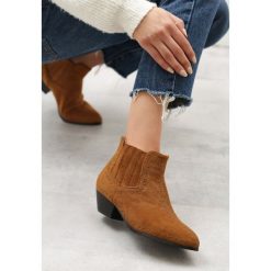 Camelowe Botki Bonaly. Brązowe botki damskie Born2be, przed kostkę, na niskim obcasie, na obcasie, bez zapięcia. Za 109,99 zł.