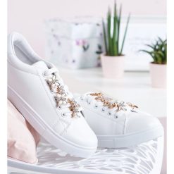 Białe Buty Sportowe Diamond Buterfly. Białe buty sportowe damskie vices. Za 49,99 zł.