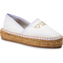 Espadryle LOVE MOSCHINO - JA10163G07JB0100 Bianco. Białe espadryle damskie Love Moschino, na co dzień, bez wzorów, ze skóry, bez obcasa, na płaskiej podeszwie, bez zapięcia. W wyprzedaży za 319,00 zł.