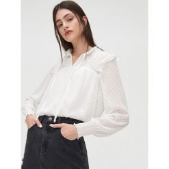 Bluzka z tkaniny plumeti - Biały. Białe bluzki damskie Cropp, s, bez wzorów, z tkaniny, bez kołnierzyka, bez rękawów. Za 79,99 zł.