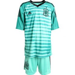Adidas Performance FEF SPANIEN YOUTHKIT SET Krótkie spodenki sportowe aergreen/powergreen. Zielone spodenki chłopięce adidas Performance, z materiału, sportowe. W wyprzedaży za 359,20 zł.