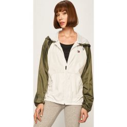 Tommy Sport - Kurtka. Czarne płaszcze damskie s, z poliesteru, sportowe, krótkie. Za 449,90 zł.