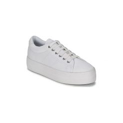 Buty No Name PLATO SNEAKER. Białe trampki i tenisówki damskie No Name, bez wzorów, bez zapięcia. Za 239,20 zł.
