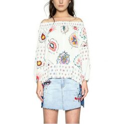 Desigual Bluzka Damska Blusa D Minor 18swbwbr 1011 (Rozmiar Xl). Szare bluzki damskie marki Desigual, xl, bez wzorów, z materiału, bez kołnierzyka, bez rękawów. W wyprzedaży za 134,00 zł.