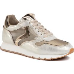 Sneakersy VOILE BLANCHE - Julia Mesh 0012013488.03.0Q06 Platino. Żółte półbuty damskie Voile Blanche, na co dzień, bez wzorów, z zamszu, bez obcasa, na płaskiej podeszwie, bez zapięcia. Za 869,00 zł.