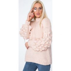 Sweter z półgolfem łososiowy MISC4150. Różowe swetry klasyczne damskie marki Fasardi. Za 149,00 zł.