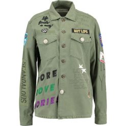 Replay Kurtka wiosenna olive. Zielone kurtki damskie Replay, xl, bez wzorów, z bawełny. W wyprzedaży za 515,40 zł.