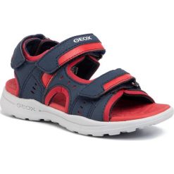 Sandały GEOX - J Vaniett B. A J025XA 0CE15 C0735 S Navy/Red. Niebieskie sandały chłopięce Geox, ze skóry ekologicznej, bez zapięcia. W wyprzedaży za 159,00 zł.