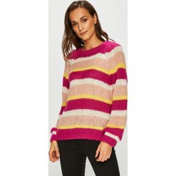 Vero Moda - Sweter. Szare swetry klasyczne damskie marki Vero Moda, s, z dzianiny, z okrągłym kołnierzem. W wyprzedaży za 99,90 zł.