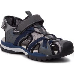 Sandały GEOX - J Borealis B. B J920RB 0CE14 C0739 D Dk Grey/Navy. Szare sandały chłopięce Geox, z materiału. Za 299,00 zł.