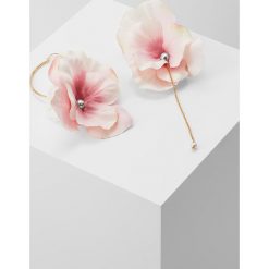 Anton Heunis FLOWER ASYMETRIC EARRINGS Kolczyki pink/goldcoloured. Różowe kolczyki damskie marki Anton Heunis. Za 379,00 zł.