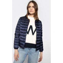 Kurtka puchowa Weekend Max Mara Fiorire 54810407600. Niebieskie kurtki damskie Weekend Max Mara, bez wzorów, z poliesteru, bez kaptura. W wyprzedaży za 1039,00 zł.
