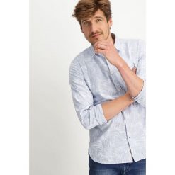 Koszula w kolorze błękitnym. Niebieskie koszule męskie Garcia, xl, bez wzorów, z bawełny, button down, bez rękawów. W wyprzedaży za 99,95 zł.