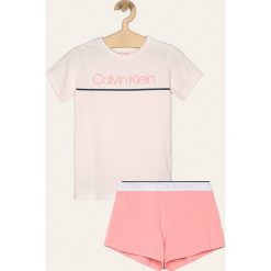 Calvin Klein Underwear - Piżama dziecięca 128-176 cm. Różowe piżamy dziewczęce Calvin Klein Underwear, z nadrukiem, z elastanu, bez rękawów. W wyprzedaży za 179,90 zł.