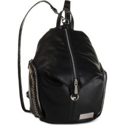 Plecak MONNARI - BAGB420-020 Black. Czarne plecaki damskie Monnari, bez wzorów, ze skóry ekologicznej, eleganckie, bez dodatków. W wyprzedaży za 189,00 zł.
