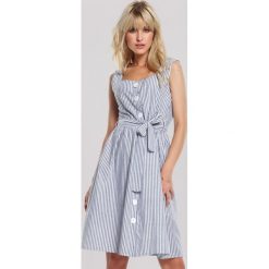 Granatowa Sukienka Smooth Along. Niebieskie sukienki damskie other, na co dzień, na lato, s, w paski, bez kołnierzyka, bez rękawów, mini, proste. Za 79,99 zł.