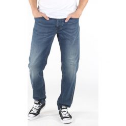 Diesel Larkee-Beex Dżinsy Niebieski. Niebieskie jeansy męskie Diesel, bez wzorów, vintage. Za 654,95 zł.