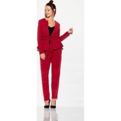Marynarka casual wiązana w talii bordo. Marynarki damskie Lemoniade, s, bez wzorów. Za 139,90 zł.