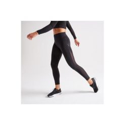 Legginsy fitness kardio damskie 900 czarne. Czarne legginsy sportowe damskie DOMYOS, s, w paski, z elastanu, na fitness i siłownię. Za 99,99 zł.