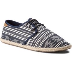 Espadryle TOMS - Diego 10011606 Navy Ethnic Tribal. Niebieskie espadryle męskie Toms, bez wzorów, z tworzywa sztucznego, bez zapięcia. W wyprzedaży za 189,00 zł.